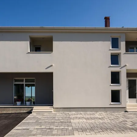 Апартаменты Franka Трогир