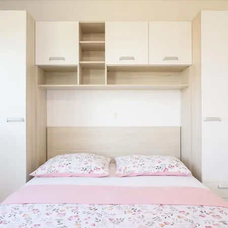 Franka Апартаменты Трогир