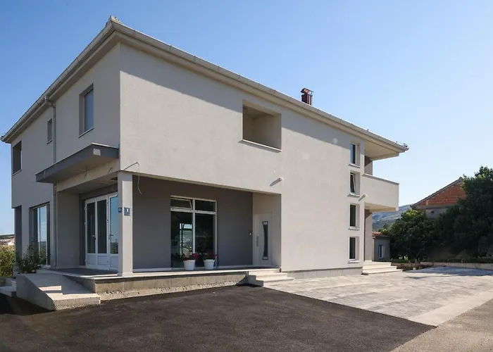 Franka * Traù