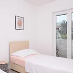 Franka Apartamento