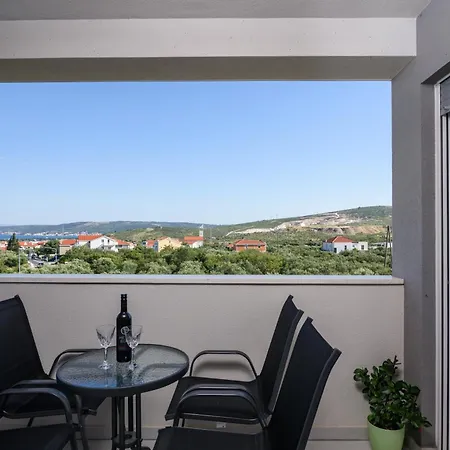 Franka Trogir